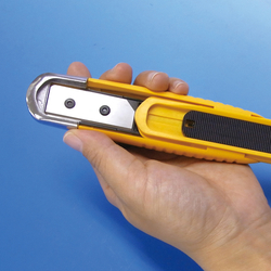 OLFA SK-8 Otomatik Geri Kapanan Bıçaklı Profesyonel Maket Bıçağı - Thumbnail